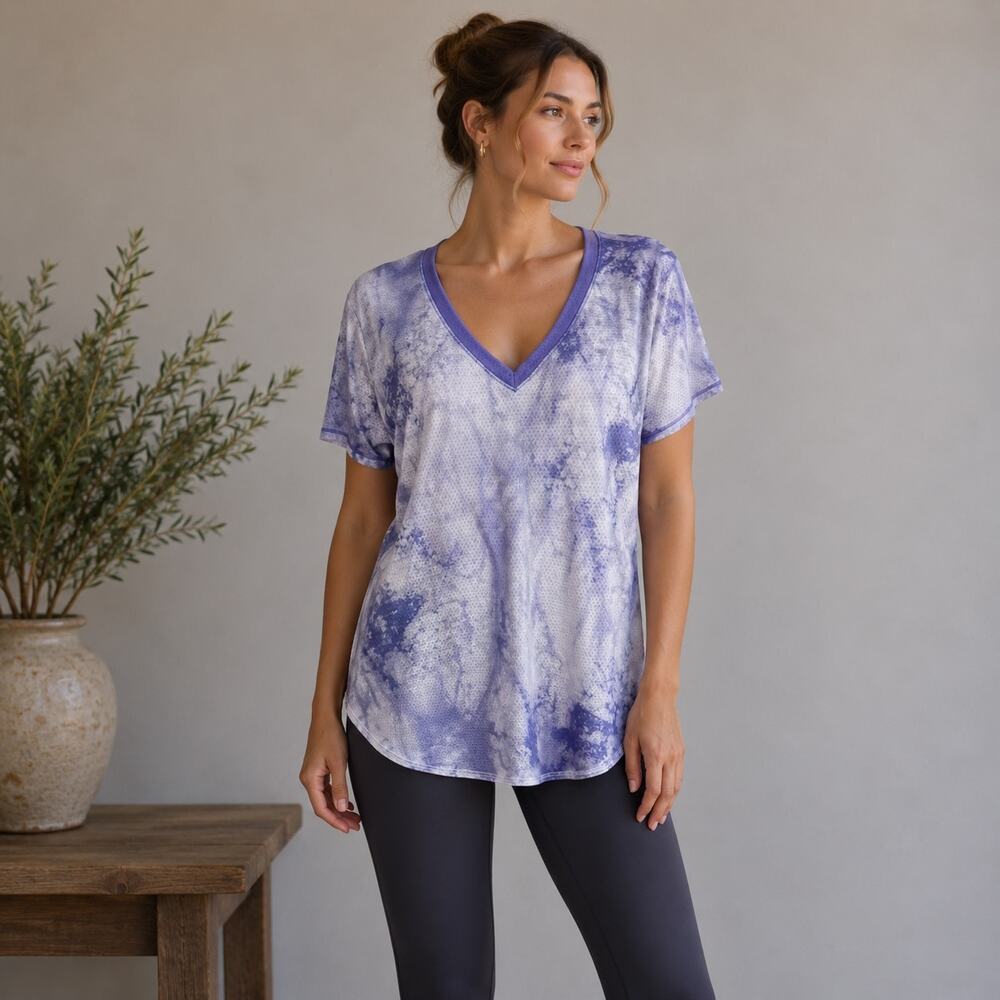 Lucky in Love Purple White Tie Dye V Neck Top  Medium